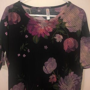 Gorgeous XS LuLaRoe Irma